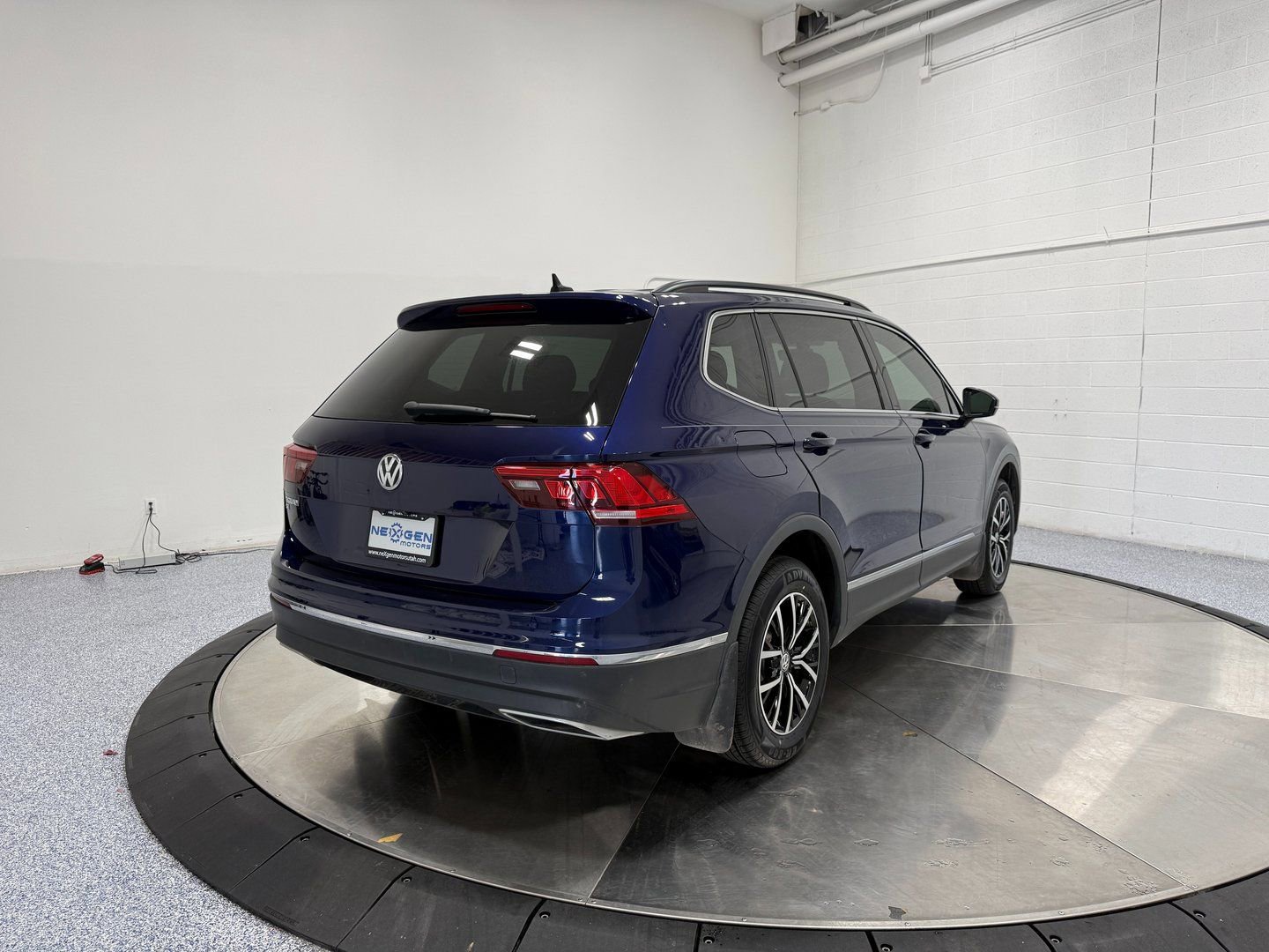 Used 2021 Volkswagen Tiguan SE image 7