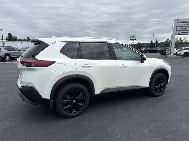 Used 2021 Nissan Rogue SV AWD/4WD image 5