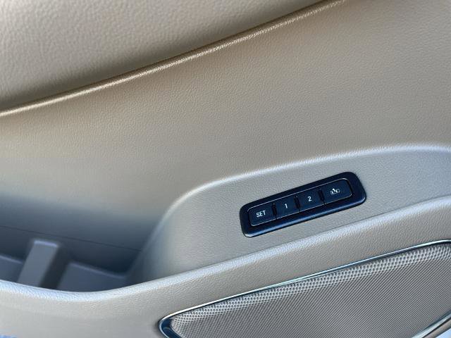 Used 2017 Chevrolet Tahoe LT w/ Luxury Package image 19