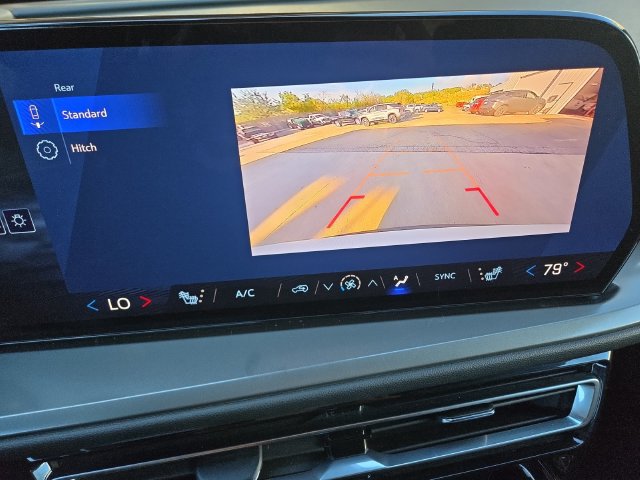 Certified 2026 Chevrolet Traverse LT FWD image 16