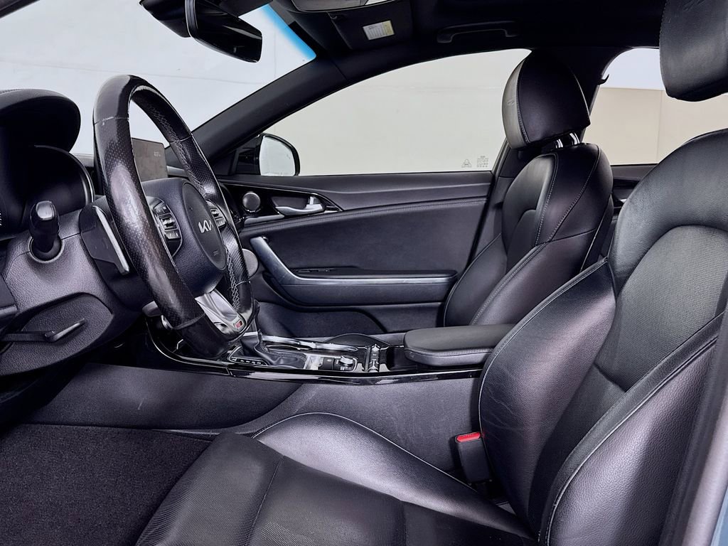 Used 2022 Kia Stinger GT-Line w/ Sun & Sound Package AWD/4WD image 9