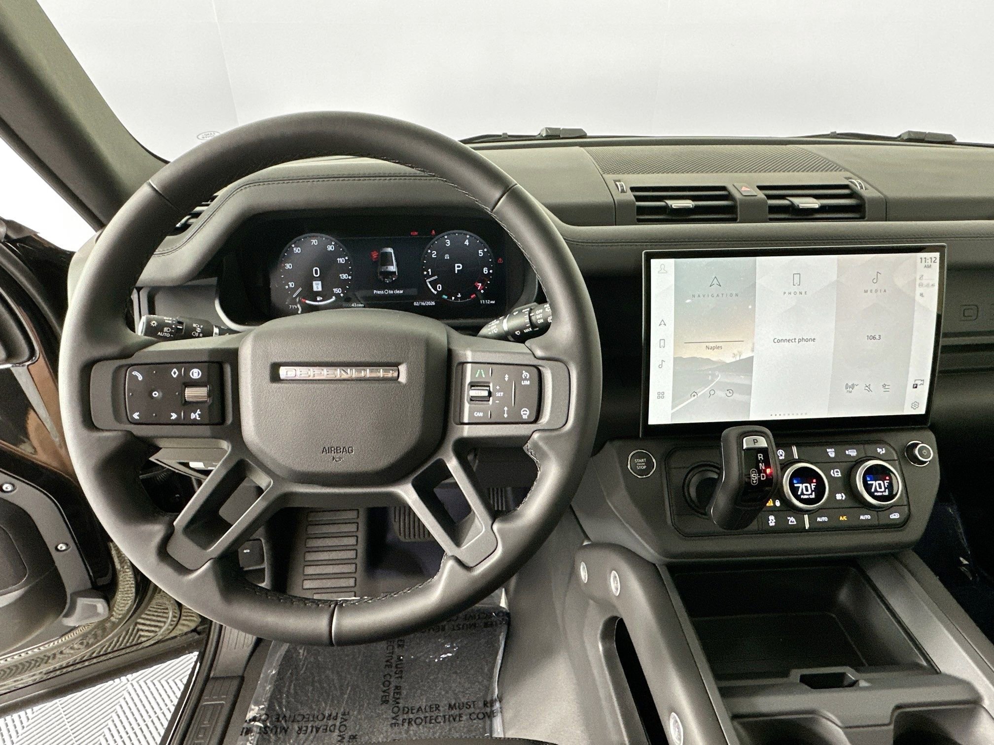Used 2026 Land Rover Defender 130 X-Dynamic SE image 11