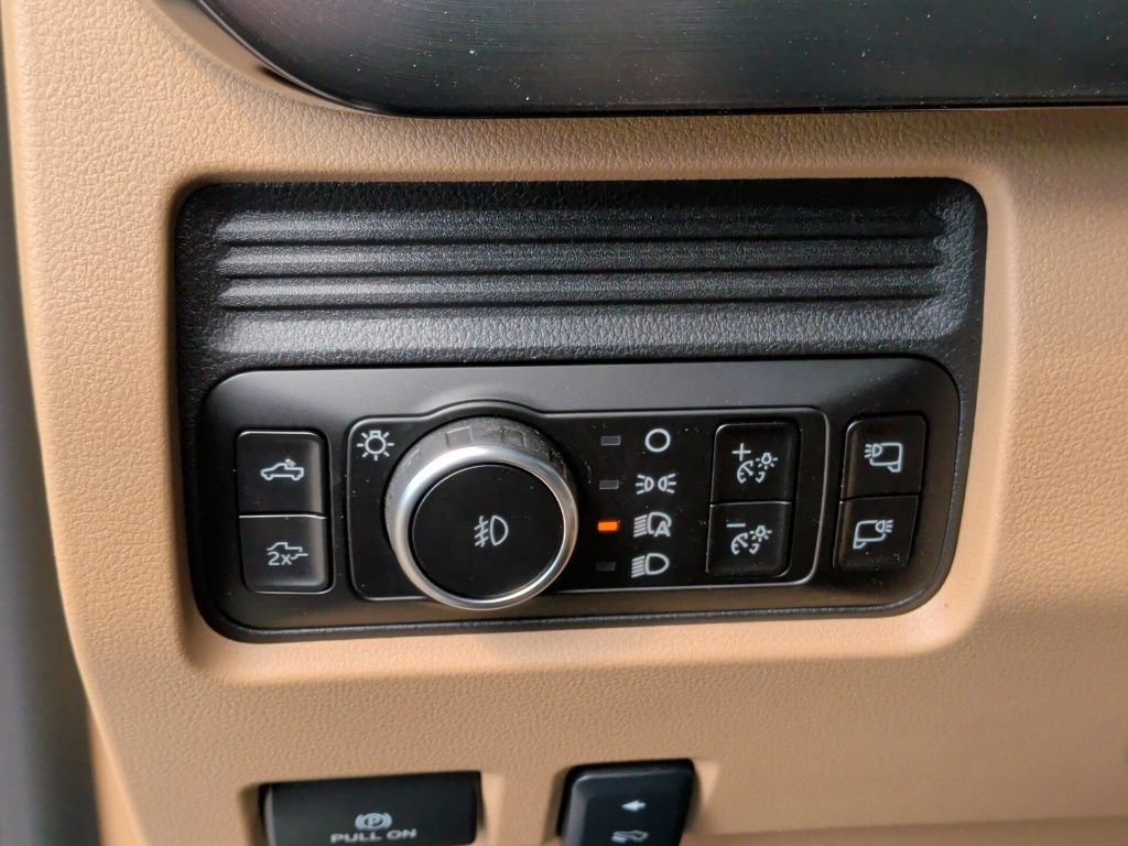 New 2027 Ford F250 Lariat w/ Tremor Off-Road Package AWD/4WD image 16
