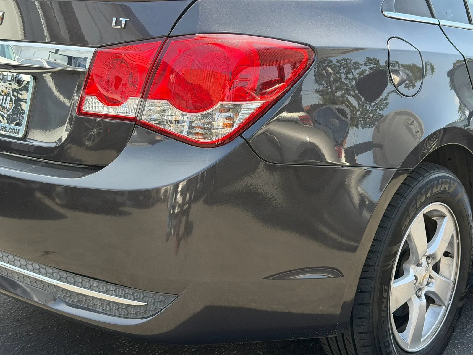 Used 2015 Chevrolet Cruze LT w/ Sun And Sound Package FWD image 23