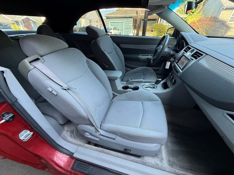 Used 2008 Chrysler Sebring LX w/ Convenience Group FWD image 17