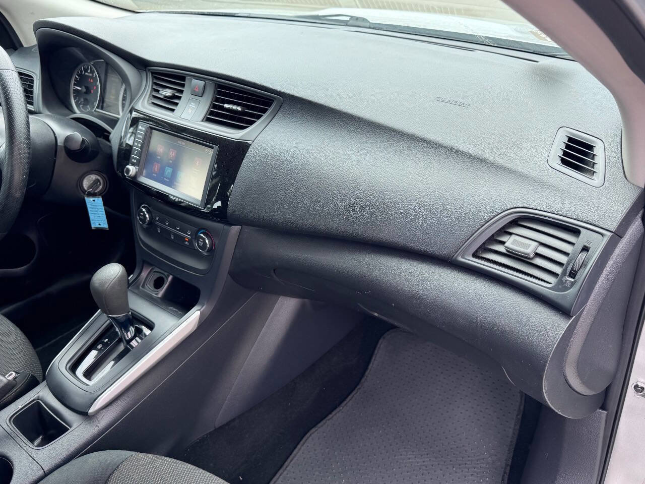 Used 2019 Nissan Sentra S FWD image 5