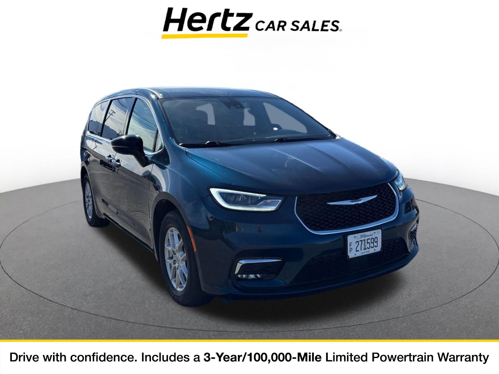 Used 2025 Chrysler Pacifica Select