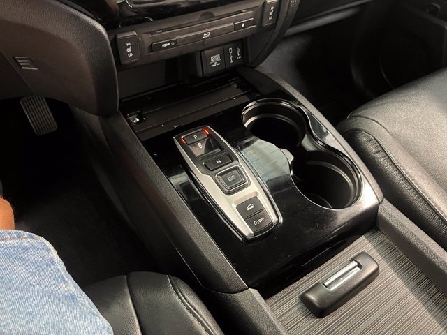 Used 2017 Honda Pilot Touring image 30