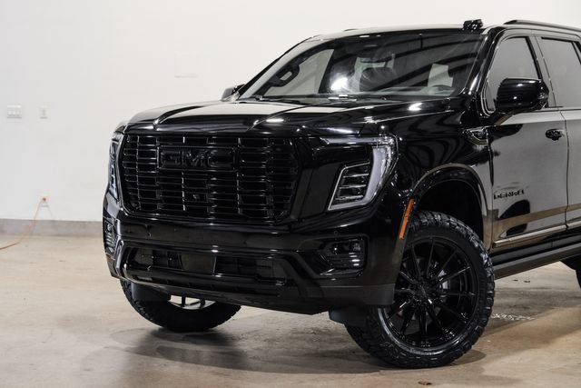 Used 2026 GMC Yukon Denali w/ Sun & Power Step Package AWD/4WD image 18