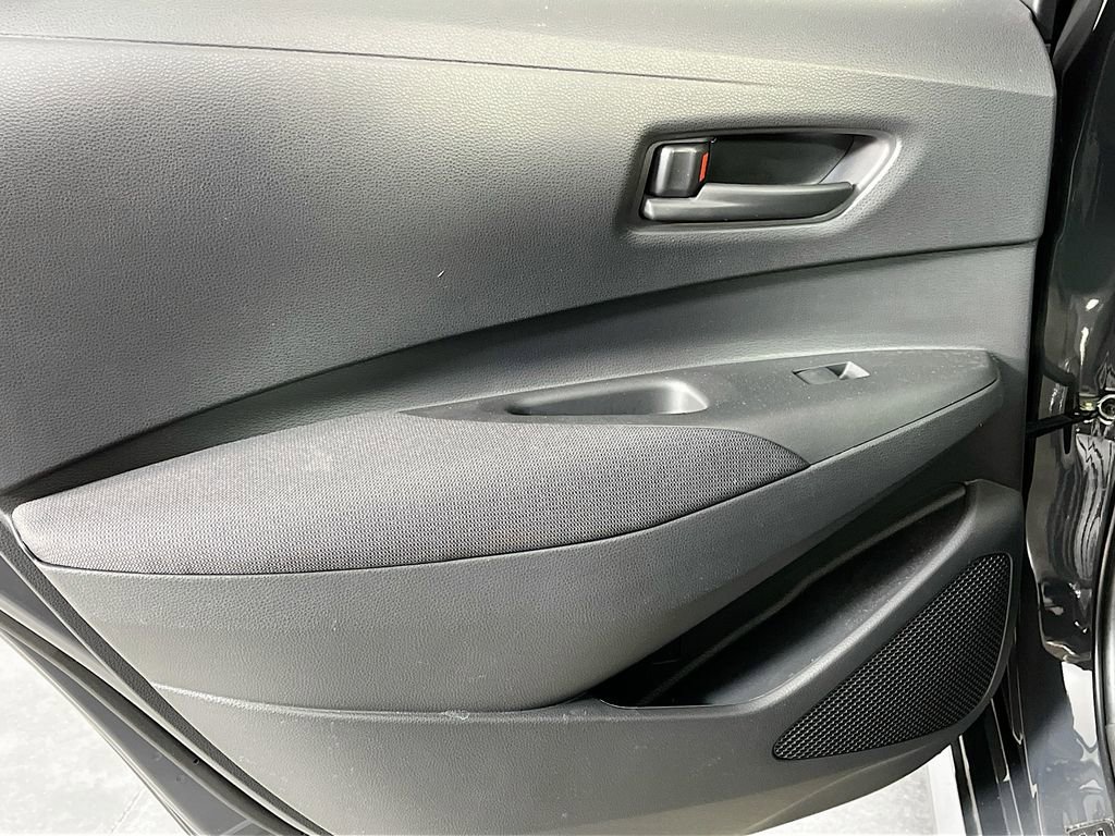 Used 2024 Toyota Corolla LE AWD/4WD image 28