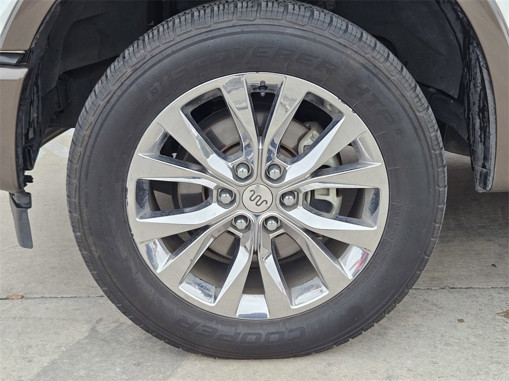 Used 2017 Ford F150 King Ranch w/ Equipment Group 601A Luxury image 9