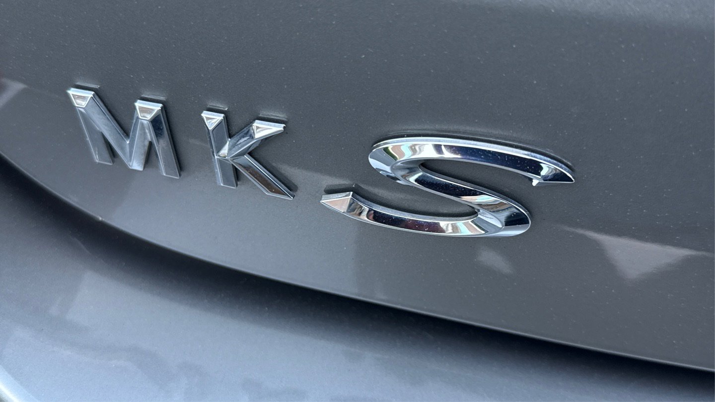 Used 2016 Lincoln MKS w/ Equipment Group 101A FWD image 53