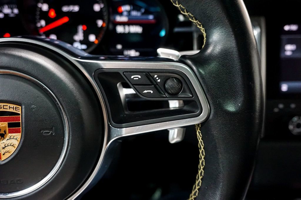 Used 2018 Porsche Macan GTS AWD/4WD image 41