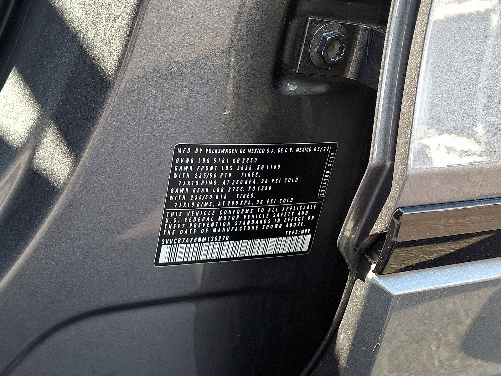 Certified 2022 Volkswagen Tiguan SE R-Line image 26