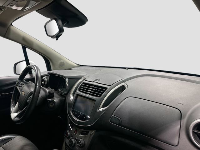 Used 2016 Chevrolet Trax LT w/ LT Convenience Package image 28