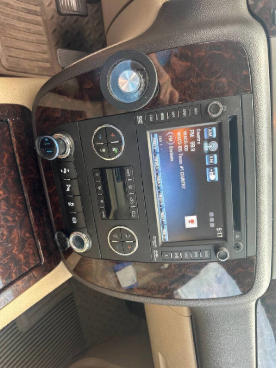 Used 2013 GMC Sierra 2500 Denali w/ Suspension Package, Off-Road image 13