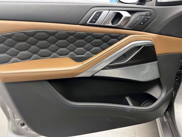 Used 2020 BMW X6 M AWD/4WD image 17