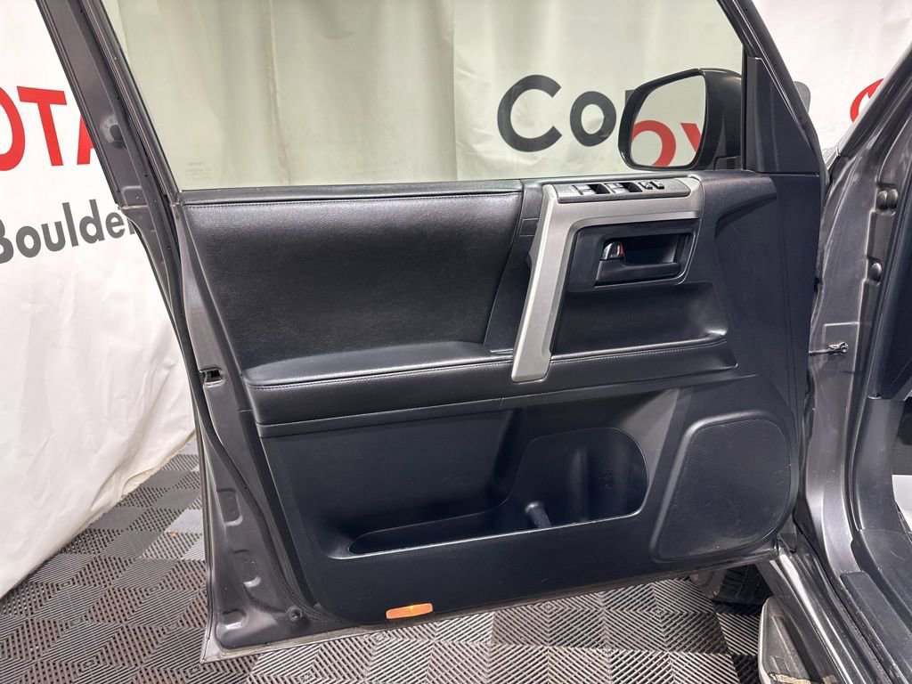 Used 2013 Toyota 4Runner Limited image 21