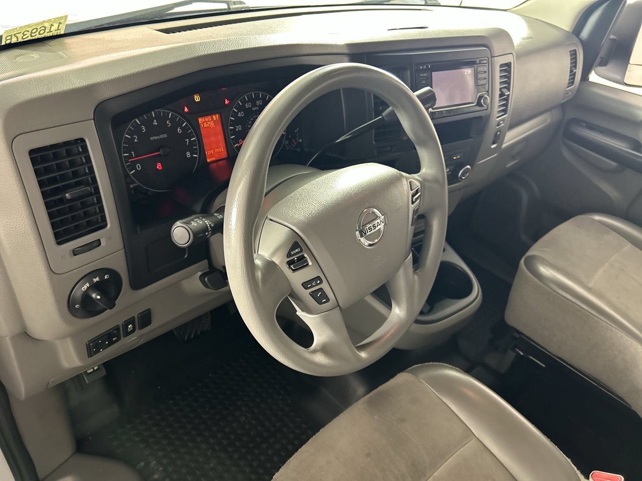 Used 2018 Nissan NV 3500 S RWD image 12