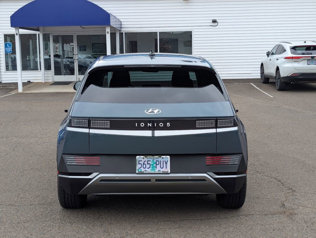 Used 2024 Hyundai Ioniq 5 SEL RWD image 4