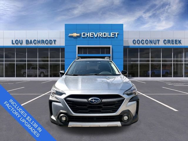 Used 2024 Subaru Outback Limited AWD/4WD image 3