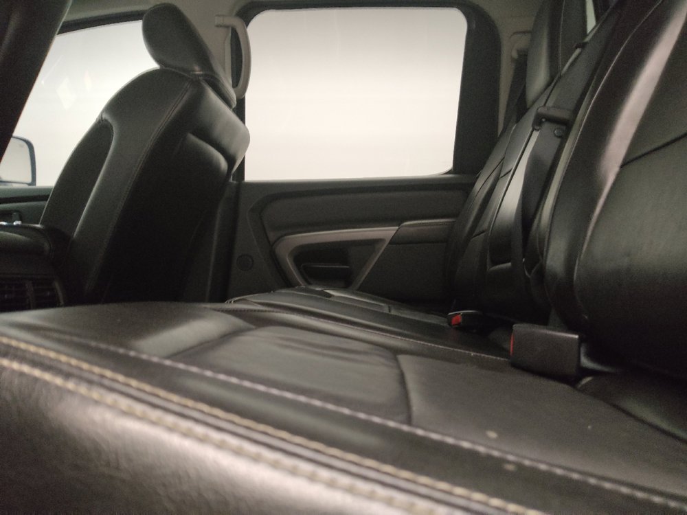 Used 2015 Nissan Titan PRO-4X w/ Pro-4x Luxury Package AWD/4WD image 18