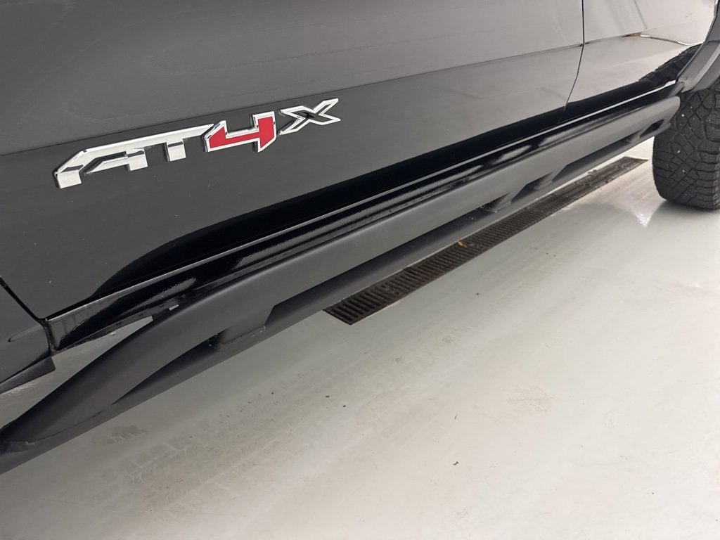 New 2025 GMC Canyon AT4 w/ AT4X Package image 12