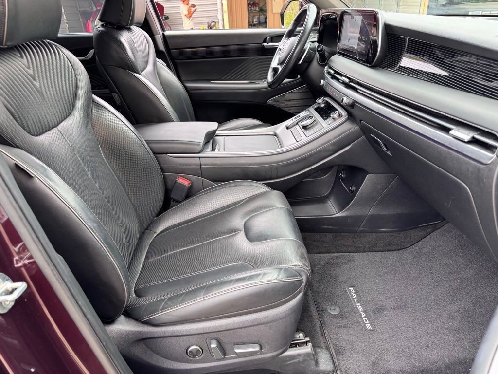 Used 2023 Hyundai Palisade Calligraphy w/ Cargo Package image 20