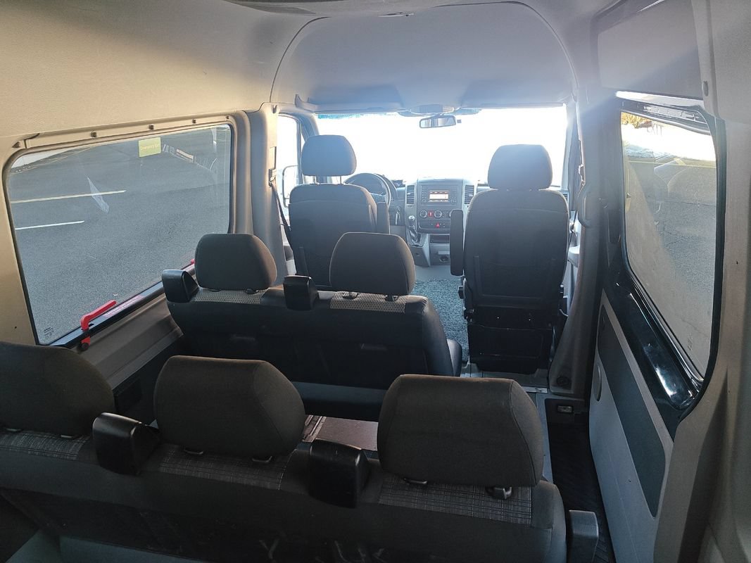 Used 2016 Mercedes-Benz Sprinter 2500 image 25
