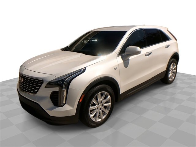 Used 2023 Cadillac XT4 Luxury w/ Cold Weather Package