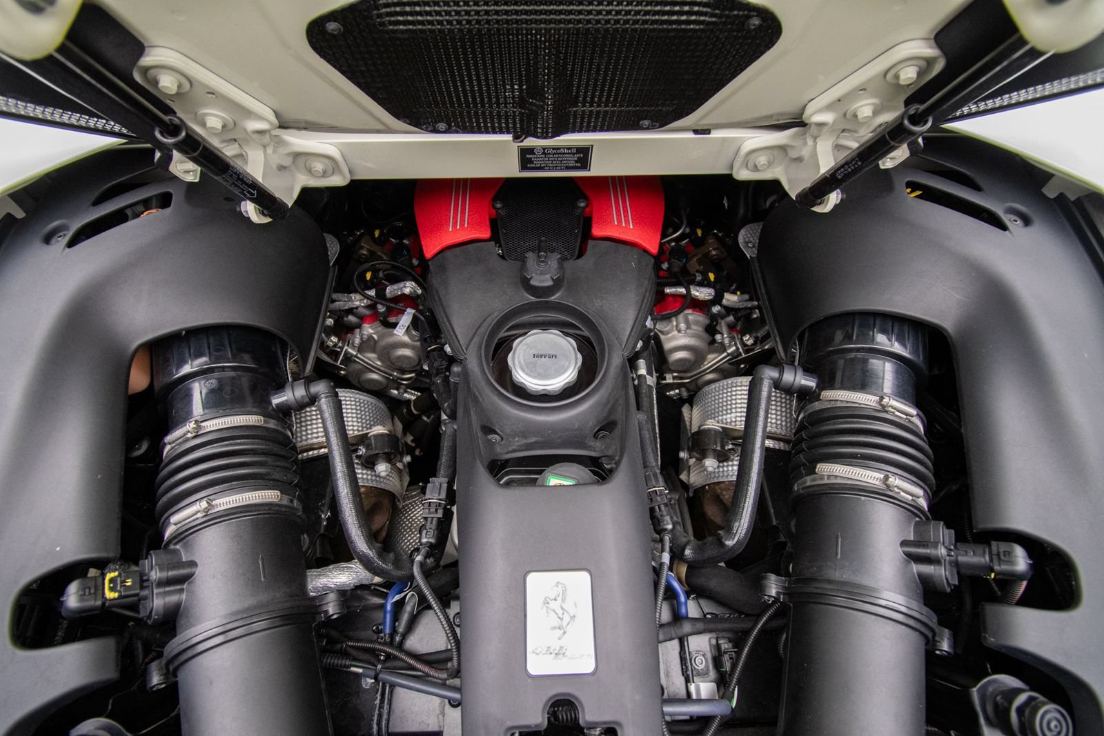 Used 2018 Ferrari 488 Spider RWD image 44
