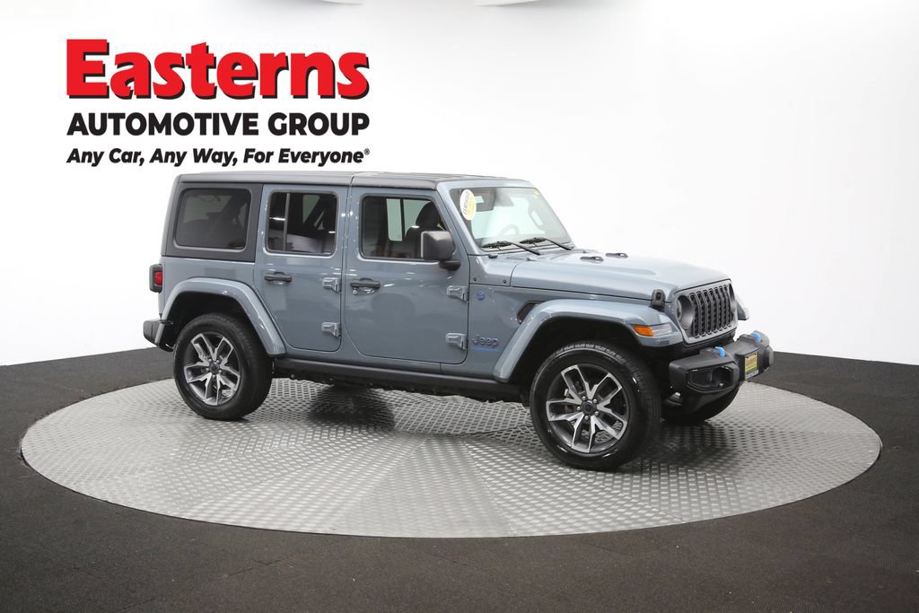 Used 2024 Jeep Wrangler Unlimited w/ Convenience Group AWD/4WD image 48