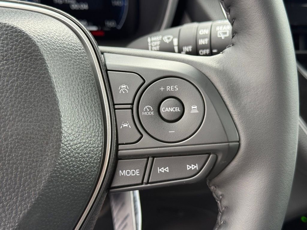 Certified 2026 Toyota Corolla Cross XLE image 26