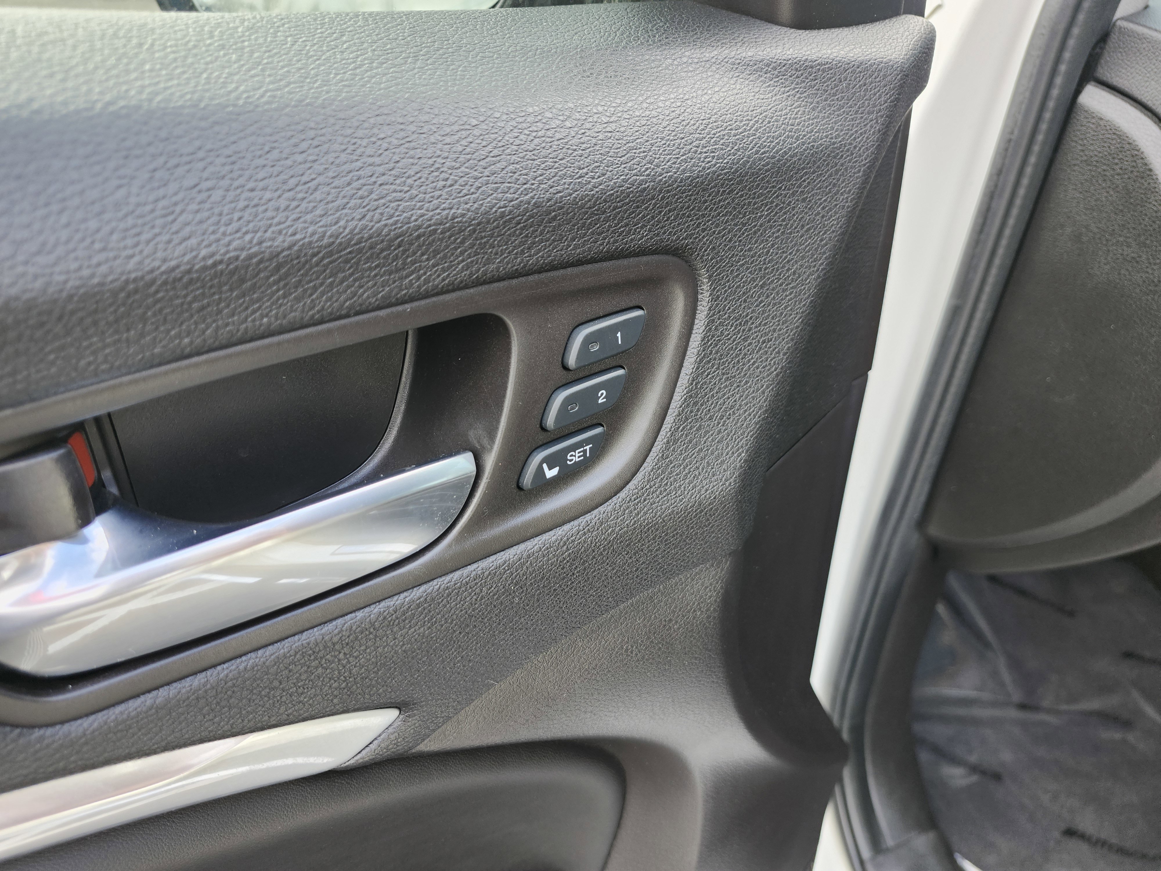 Used 2018 Acura MDX w/ Advance & Entertainment image 33