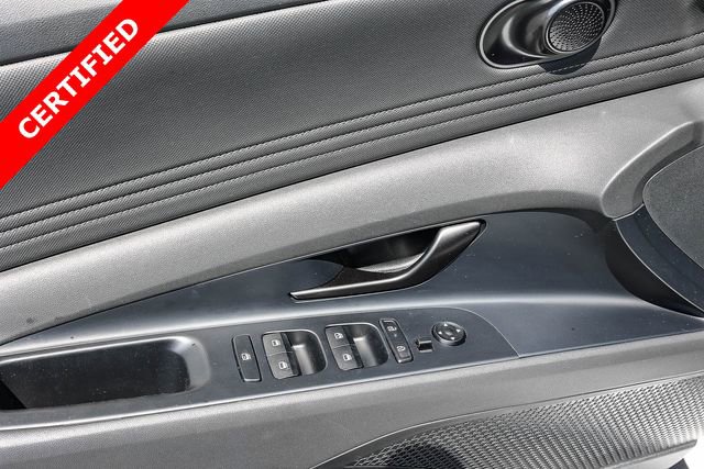 Certified 2025 Hyundai Elantra SEL FWD image 23