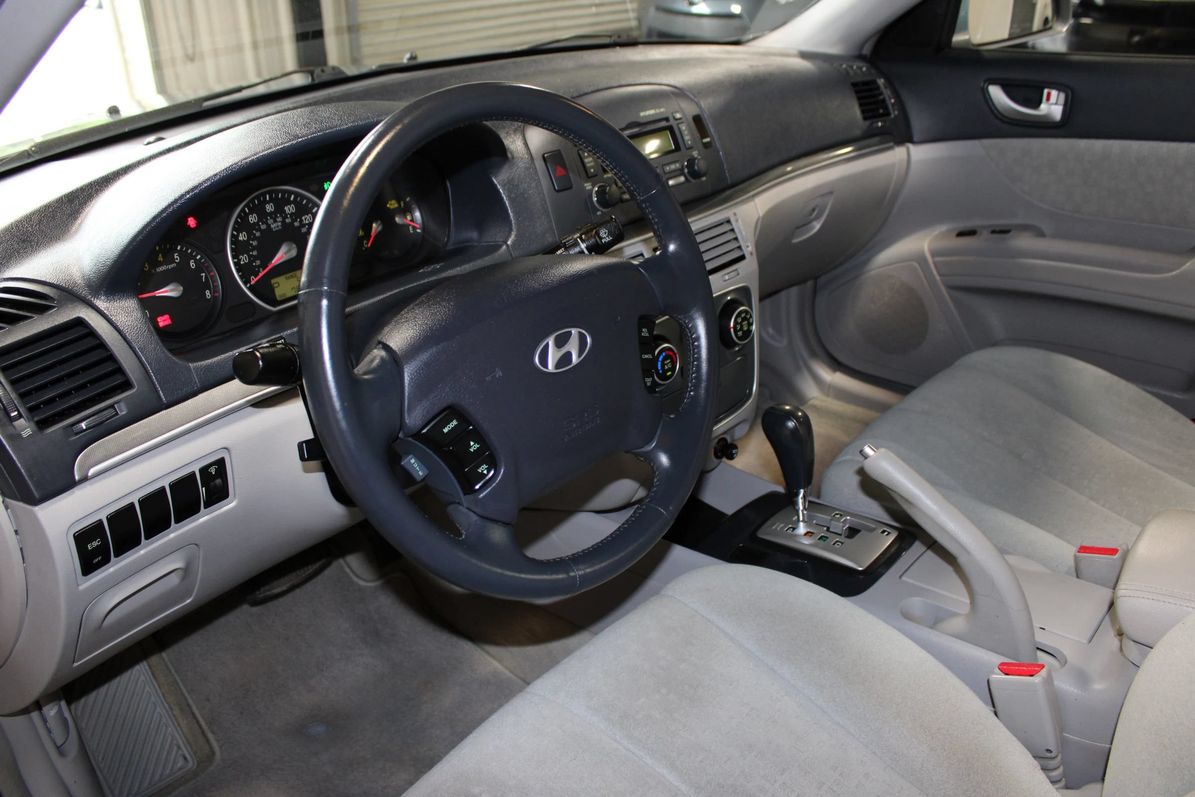 Used 2006 Hyundai Sonata V6 FWD image 19