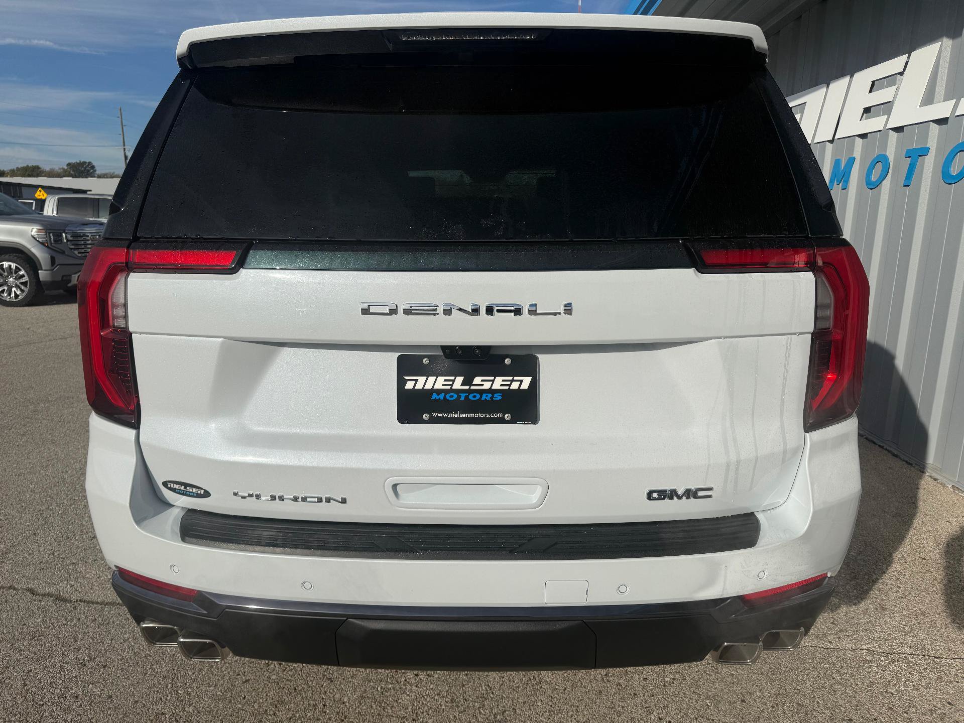 New 2027 GMC Yukon XL Denali Ultimate AWD/4WD image 7