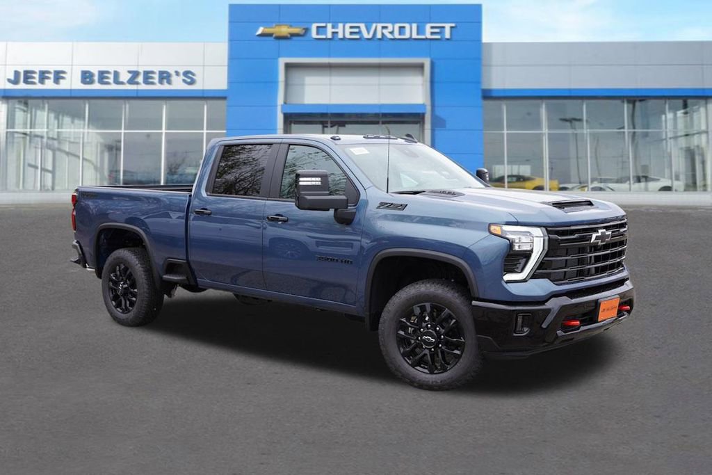 New 2026 Chevrolet Silverado 3500 LT w/ Trail Boss Package