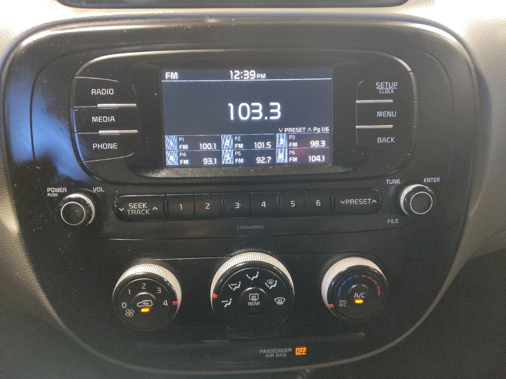 Used 2017 Kia Soul image 25