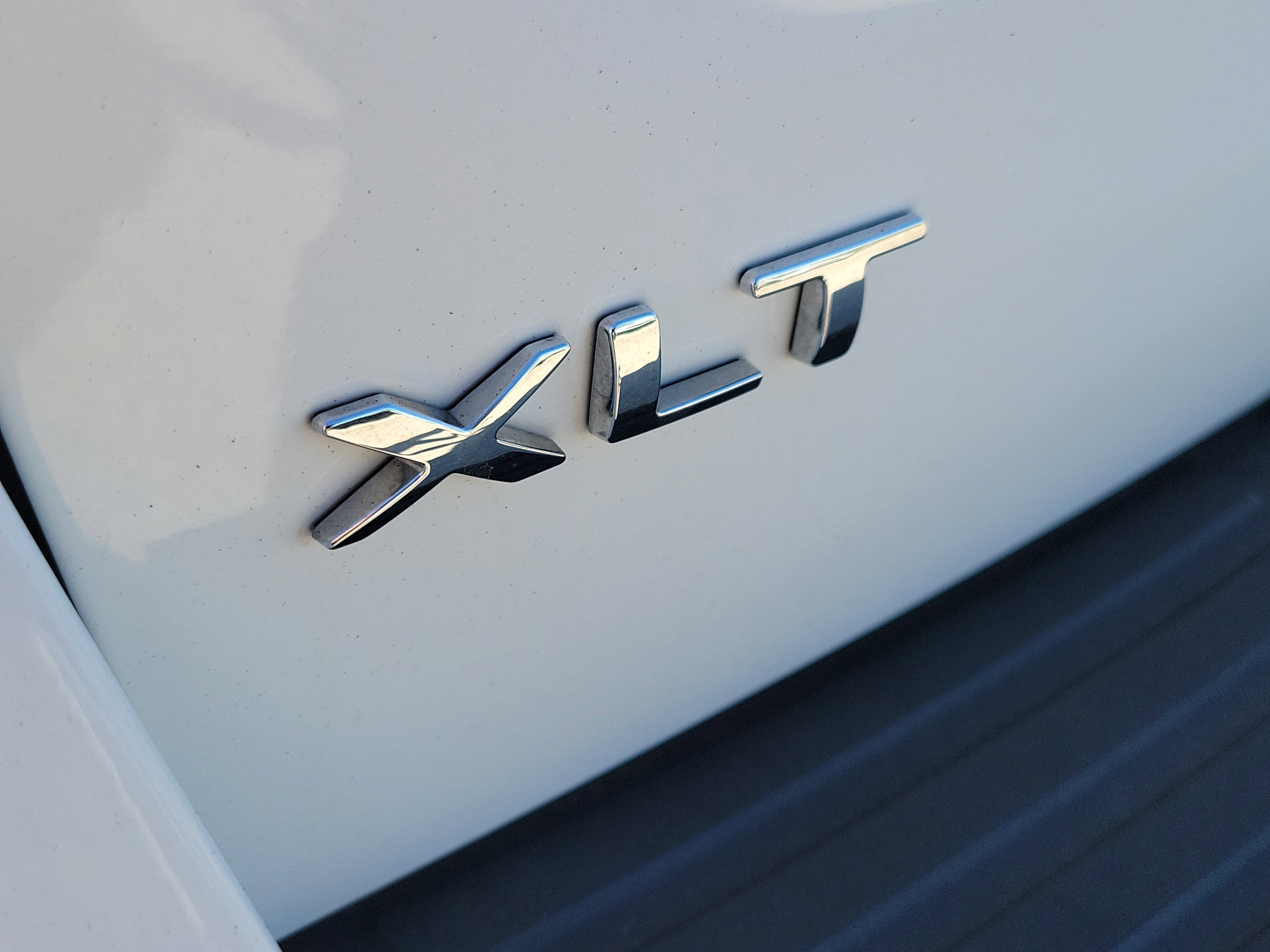 Used 2024 Ford Expedition Max XLT image 10