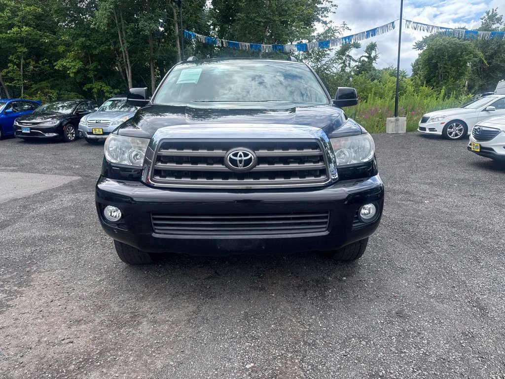 Used 2012 Toyota Sequoia SR5 AWD/4WD image 2