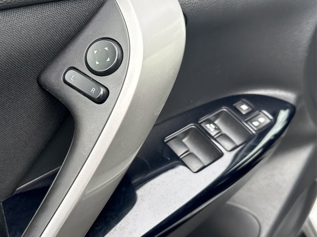 Used 2022 Mitsubishi Eclipse Cross LE image 29