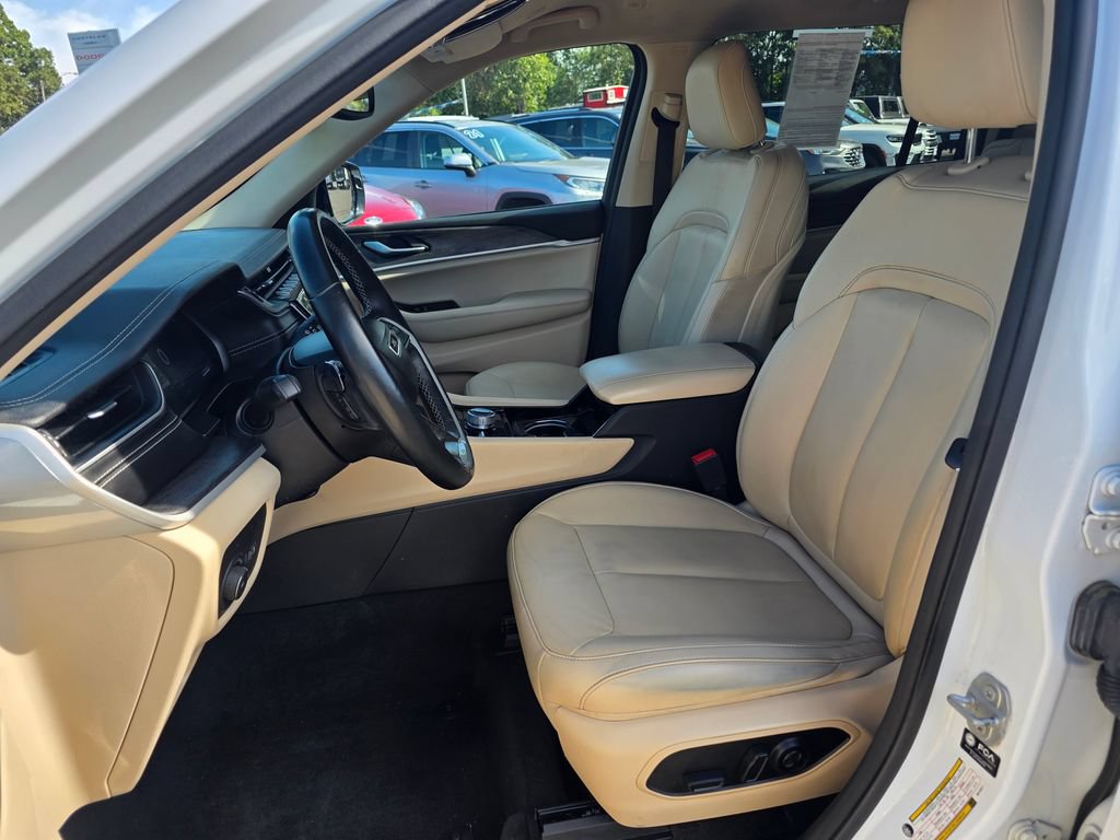 Used 2021 Jeep Grand Cherokee L Limited AWD/4WD image 4