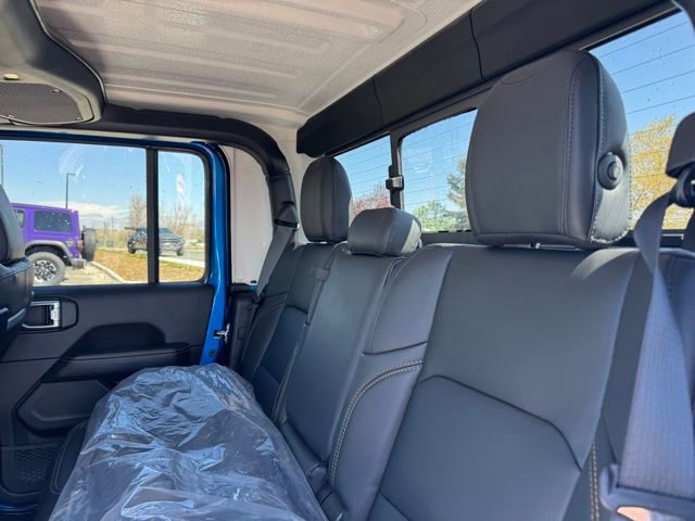 New 2026 Jeep Gladiator Sport AWD/4WD image 16