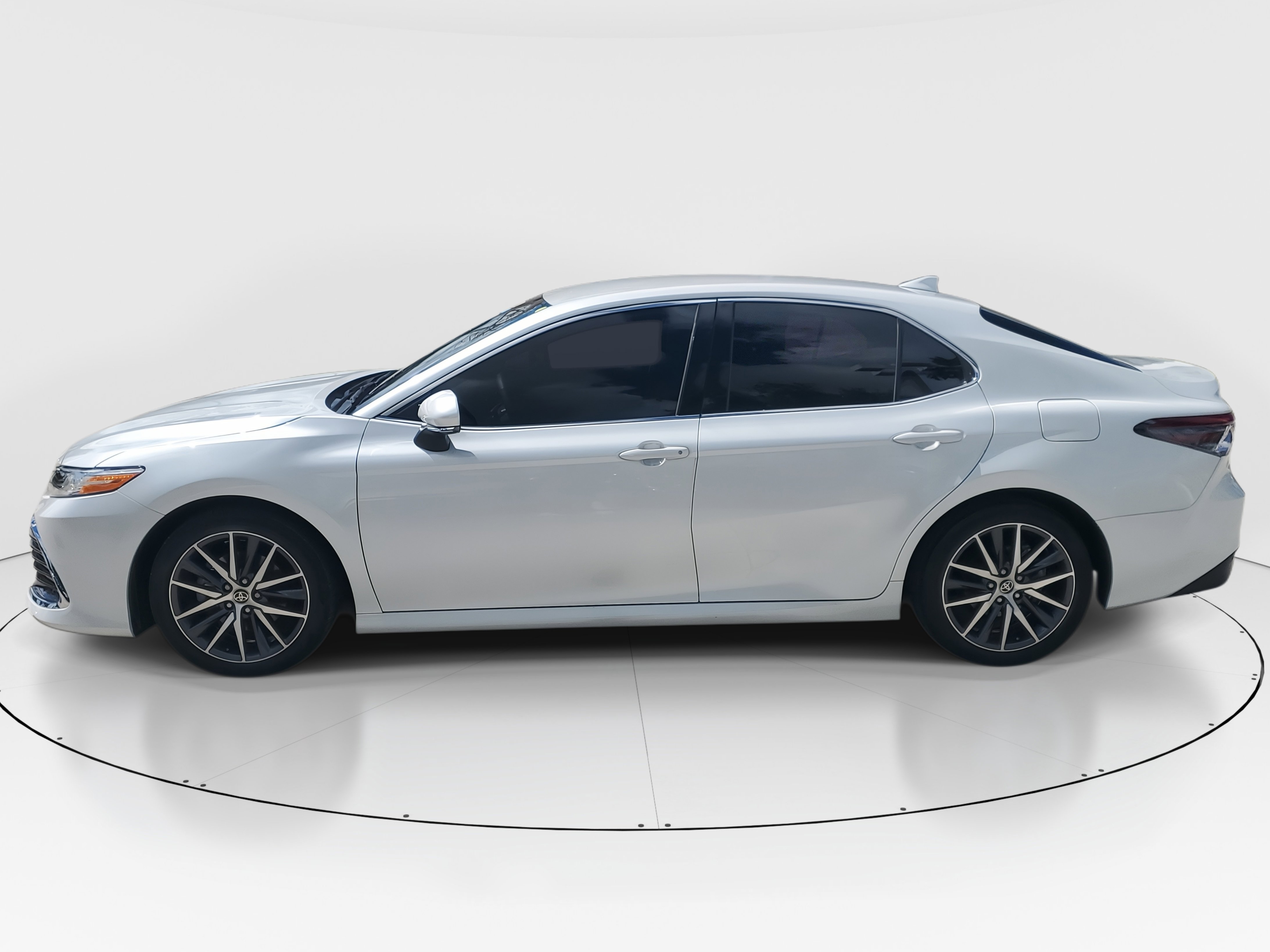 Certified 2023 Toyota Camry XLE image 6