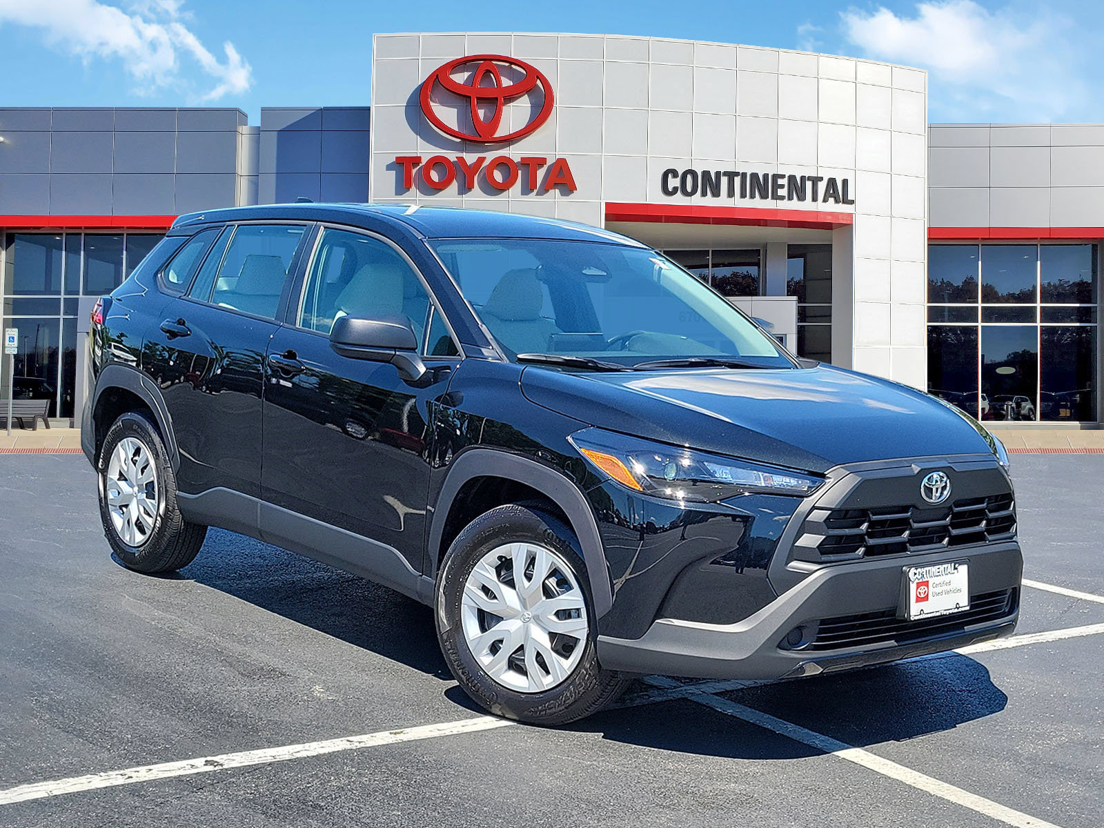 Certified 2026 Toyota Corolla Cross L AWD/4WD image 2