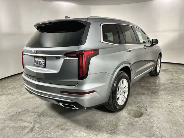 Used 2025 Cadillac XT6 Luxury image 8