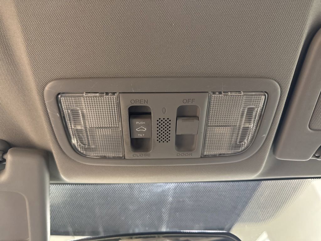 Used 2011 Honda Civic EX-L image 18