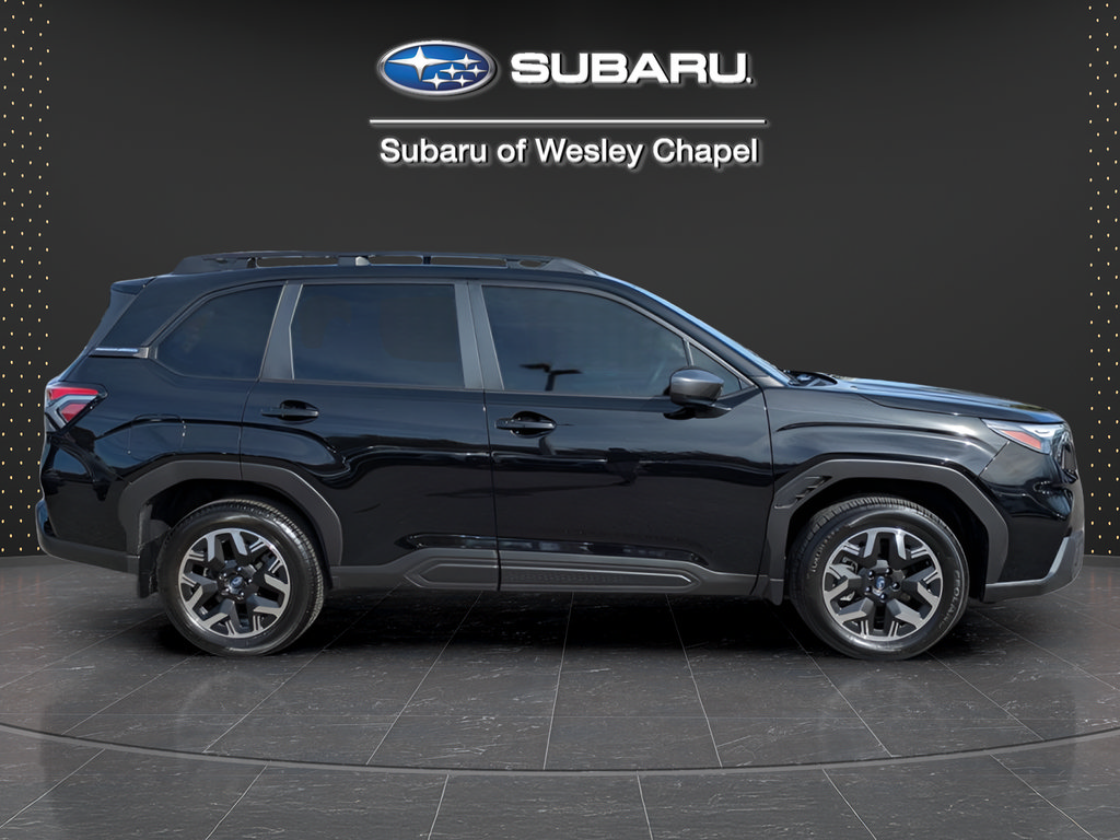 Used 2026 Subaru Forester Premium AWD/4WD image 4