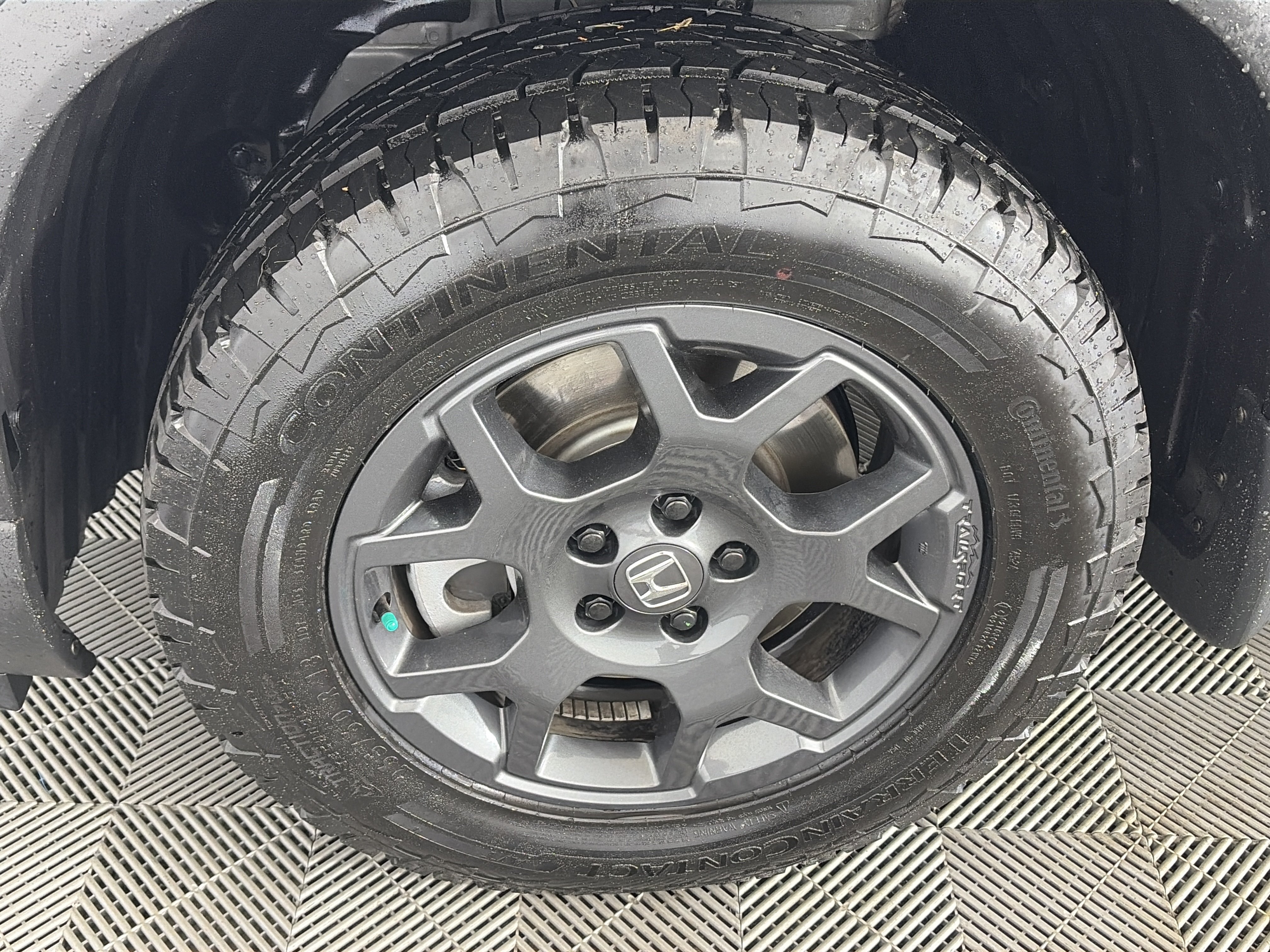 Used 2025 Honda Pilot TrailSport image 14